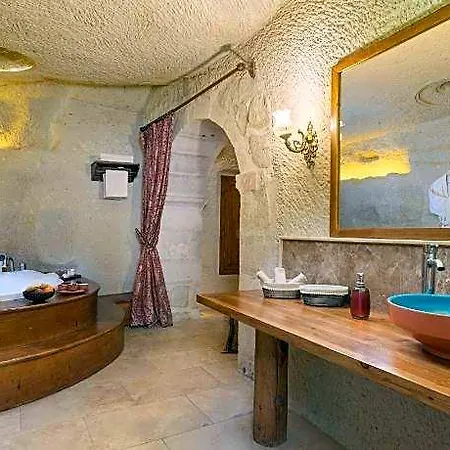 Doors Of Cappadocia Special Cave غوريمِيه
