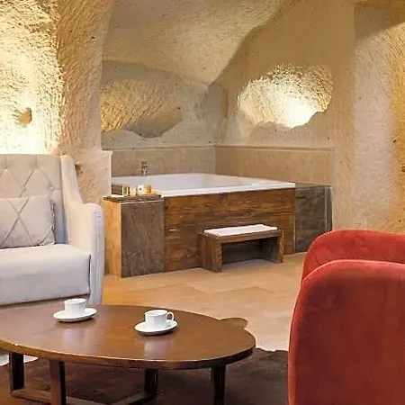 Doors Of Cappadocia Special Cave غوريمِيه
