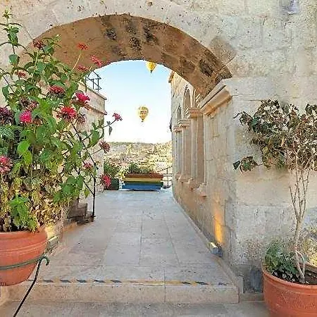 Doors Of Cappadocia Special Cave غوريمِيه